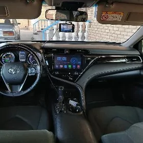 Toyota Camry 2020