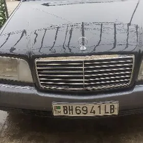 Mercedes-Benz 500-Class 1992