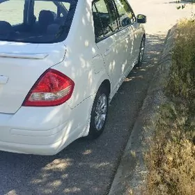 Nissan Versa 2009