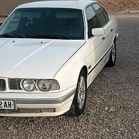 BMW 525 1990