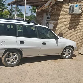 Opel Astra 1995