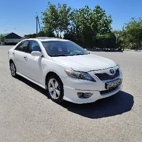 Toyota Camry 2010