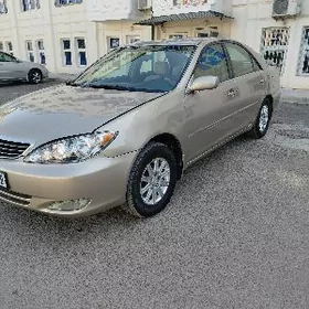 Toyota Camry 2003