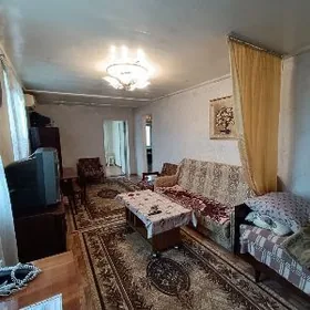 Eýesi, plan jaý, Хозяин дом