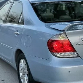 Toyota Camry 2005