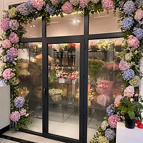 В цветочный магазин требуется работник