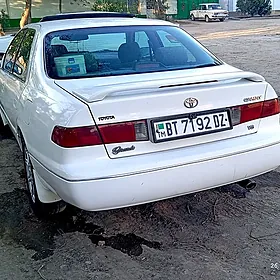 Toyota Camry 2000