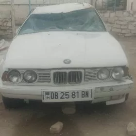 BMW 535 1990