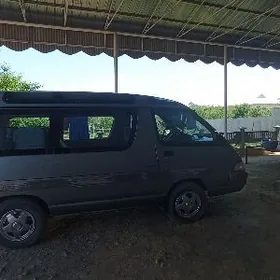 Toyota Hiace 1993
