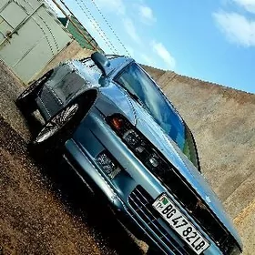 Mitsubishi Galant 2003