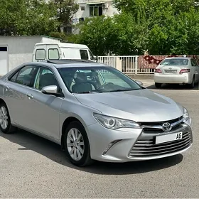 Toyota Camry 2017