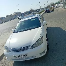 Toyota Camry 2004