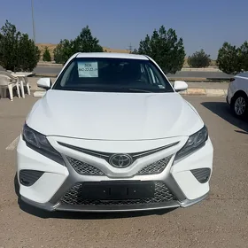 Toyota Camry 2020