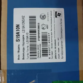 Монитор Samsung