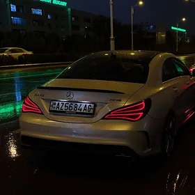 Mercedes-Benz CLA 2015