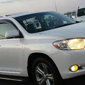 Toyota Highlander 2010
