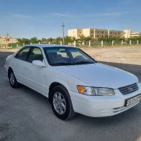 Toyota Camry 1998
