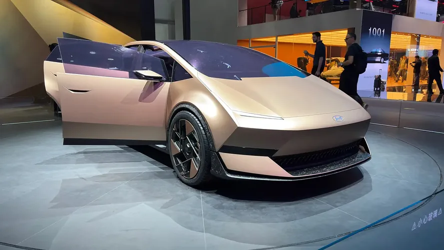 Hyundai показала в Пекине два футуристичных концепта – Venus и Earth - img 2