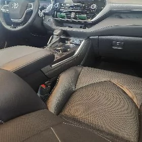 Toyota Highlander 2021