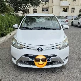 Toyota Yaris 2014