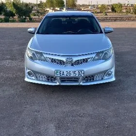 Toyota Camry 2013