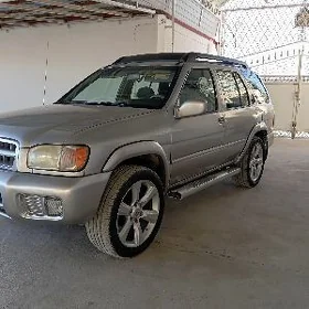 Nissan Pathfinder 2002