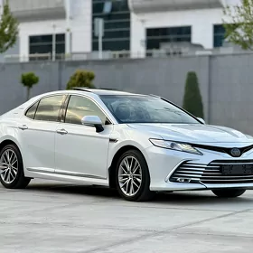 Toyota Camry 2023