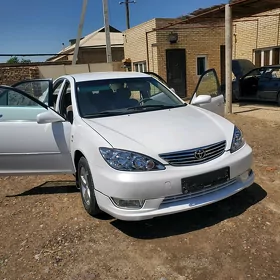 Toyota Camry 2004