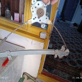 steklopodëmnik mitsubishi