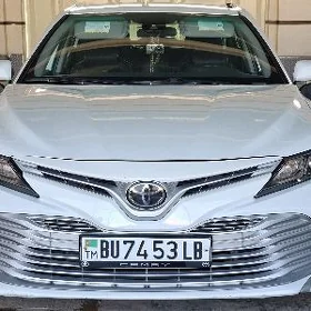 Toyota Camry 2020