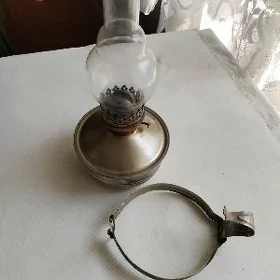 Лампа керосиновая
