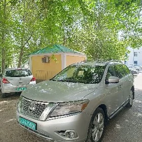 Nissan Pathfinder 2013