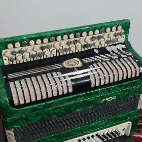 баян с футляром