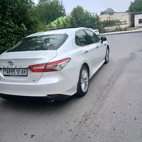 Toyota Camry 2020