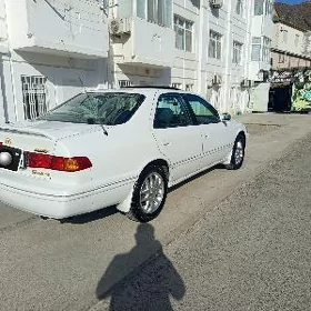 Toyota Camry 2000
