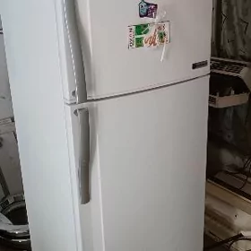 Холодильник SHARP No frost