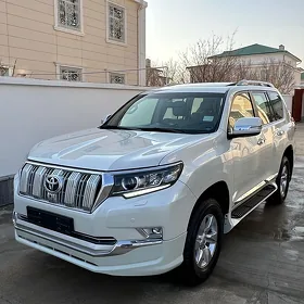 Toyota Land Cruiser Prado 2022