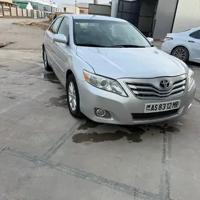 Toyota Camry 2011