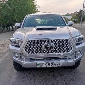 Toyota Tacoma 2018