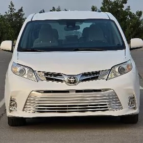Toyota Sienna 2019