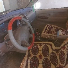 Nissan Pathfinder 1999