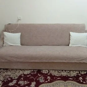Диван