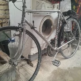 шосейный спартивный велик