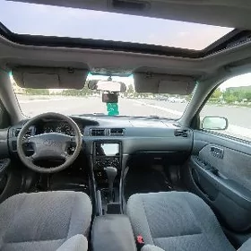 Toyota Camry 2000