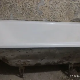 ванна чугун