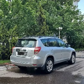Toyota RAV4 2009
