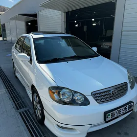 Toyota Corolla 2004