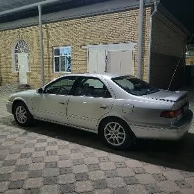 Toyota Camry 2001