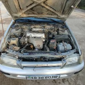 Toyota Carina 1995