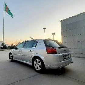 Opel Signum 2003